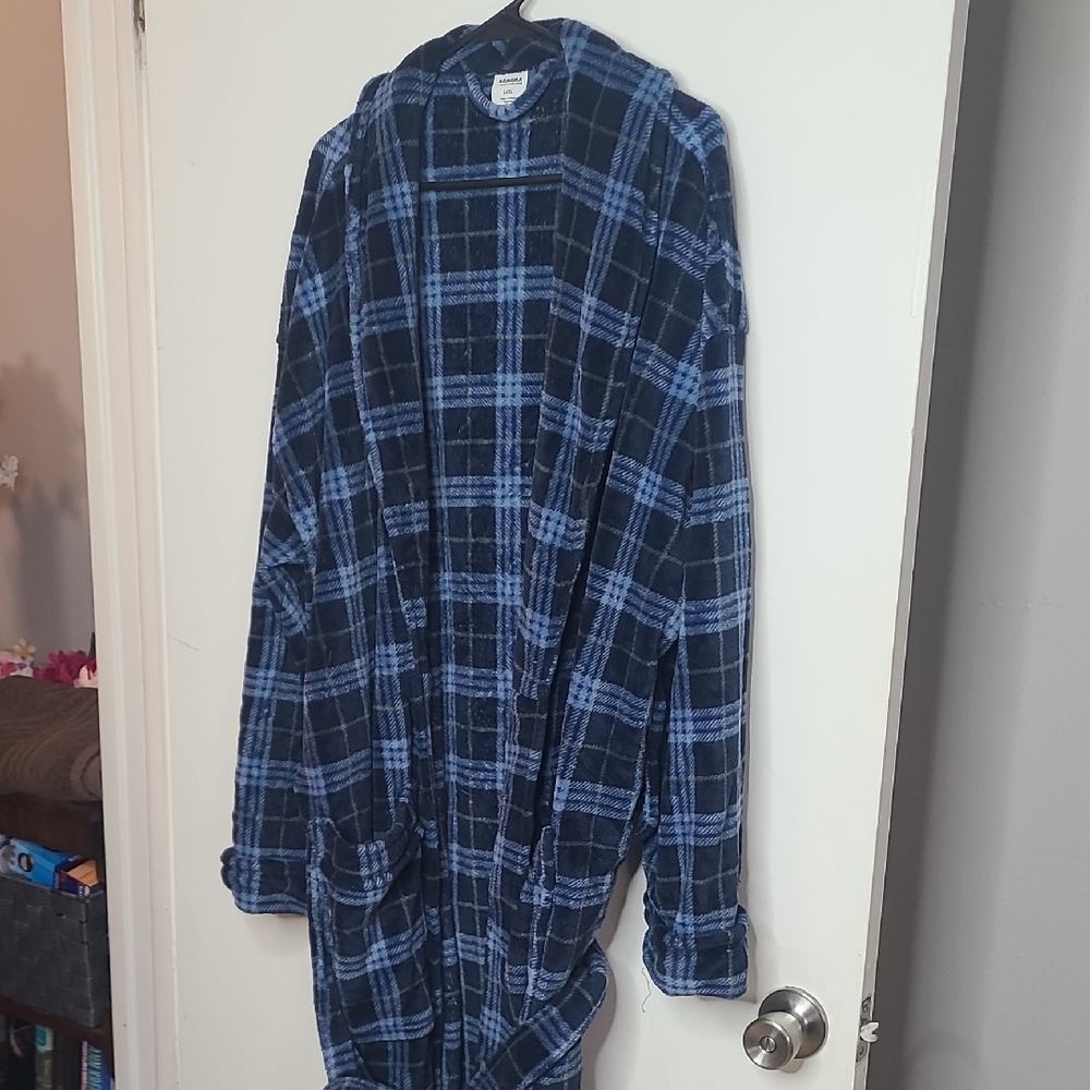 Sonoma Blue and Gray Checkered Robe